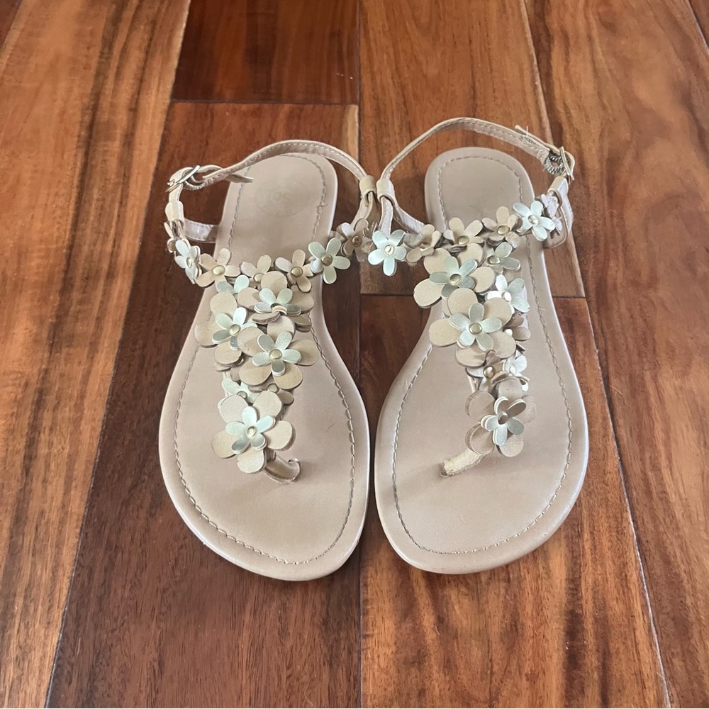 Women’s Floral Sandals